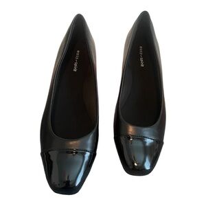 Easy Spirit Womens Gilian Flat Heel Pumps 1.25 high size 8  Medium, New in Box.